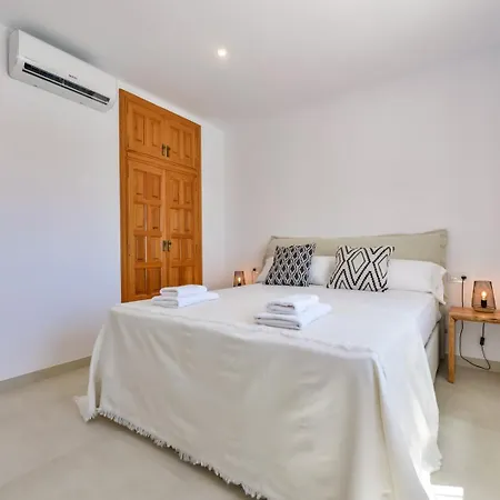 Villa Guzman - Mario Benissa